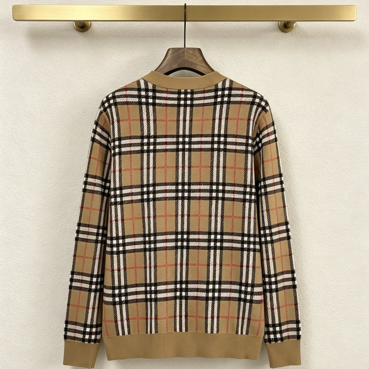 <p>BURBERRY 开衫毛衣(X26)</p>