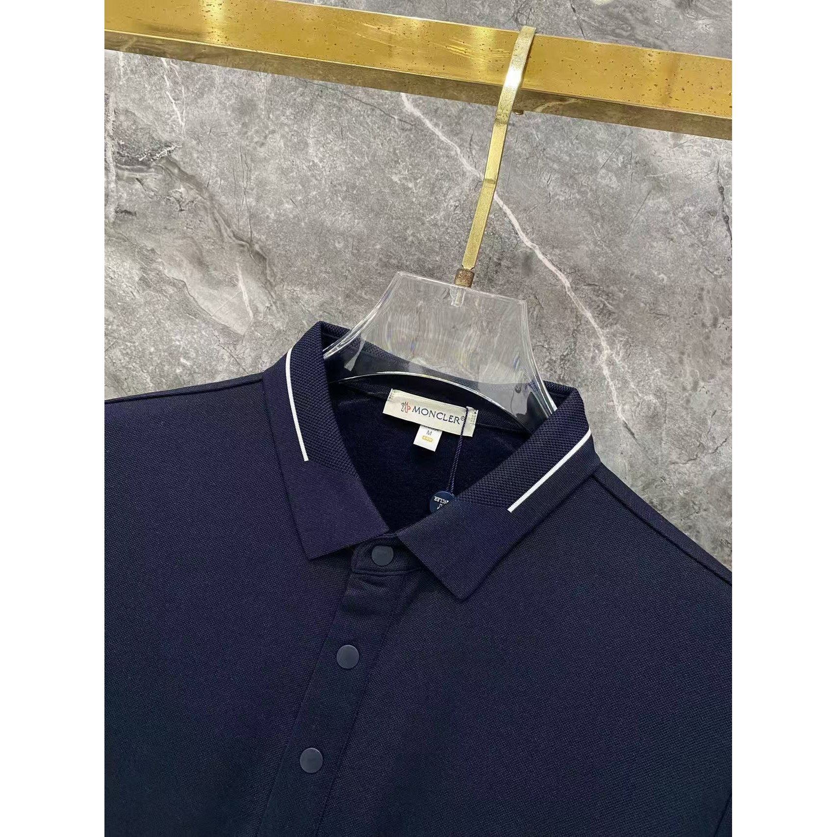 <p>MONCLER 秋冬长袖Polo(783015)</p>