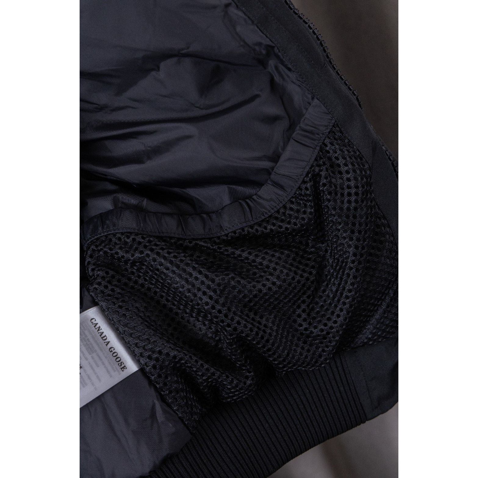 <p>Canada Goose 01款 Chilliwack Bomber 飞行员羽绒服(黑色)</p>