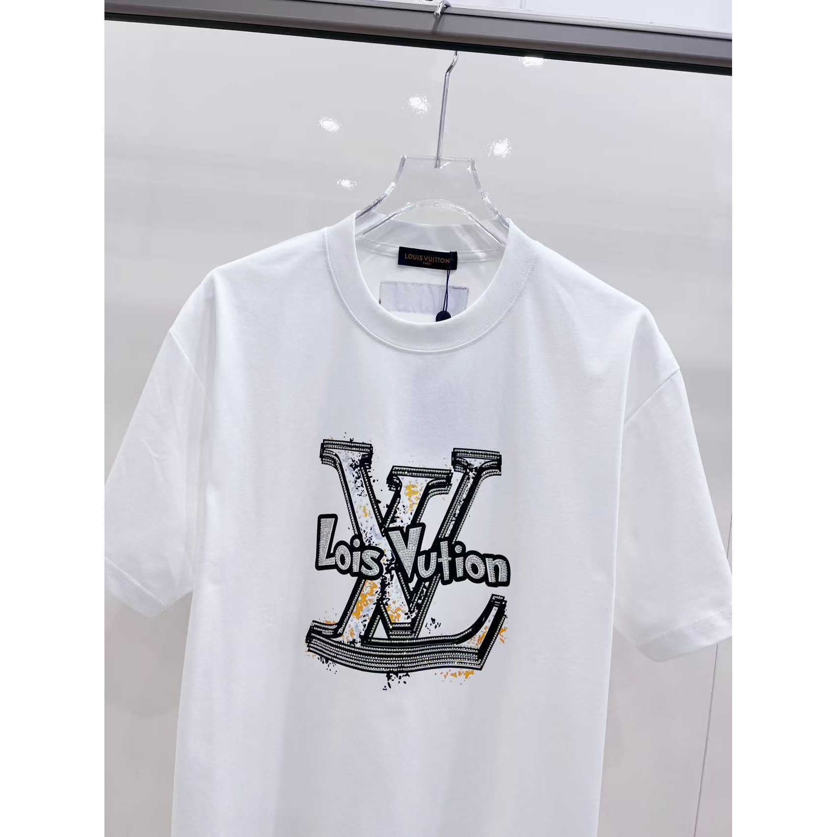 <p>LV 短袖圆领T恤(白)</p>