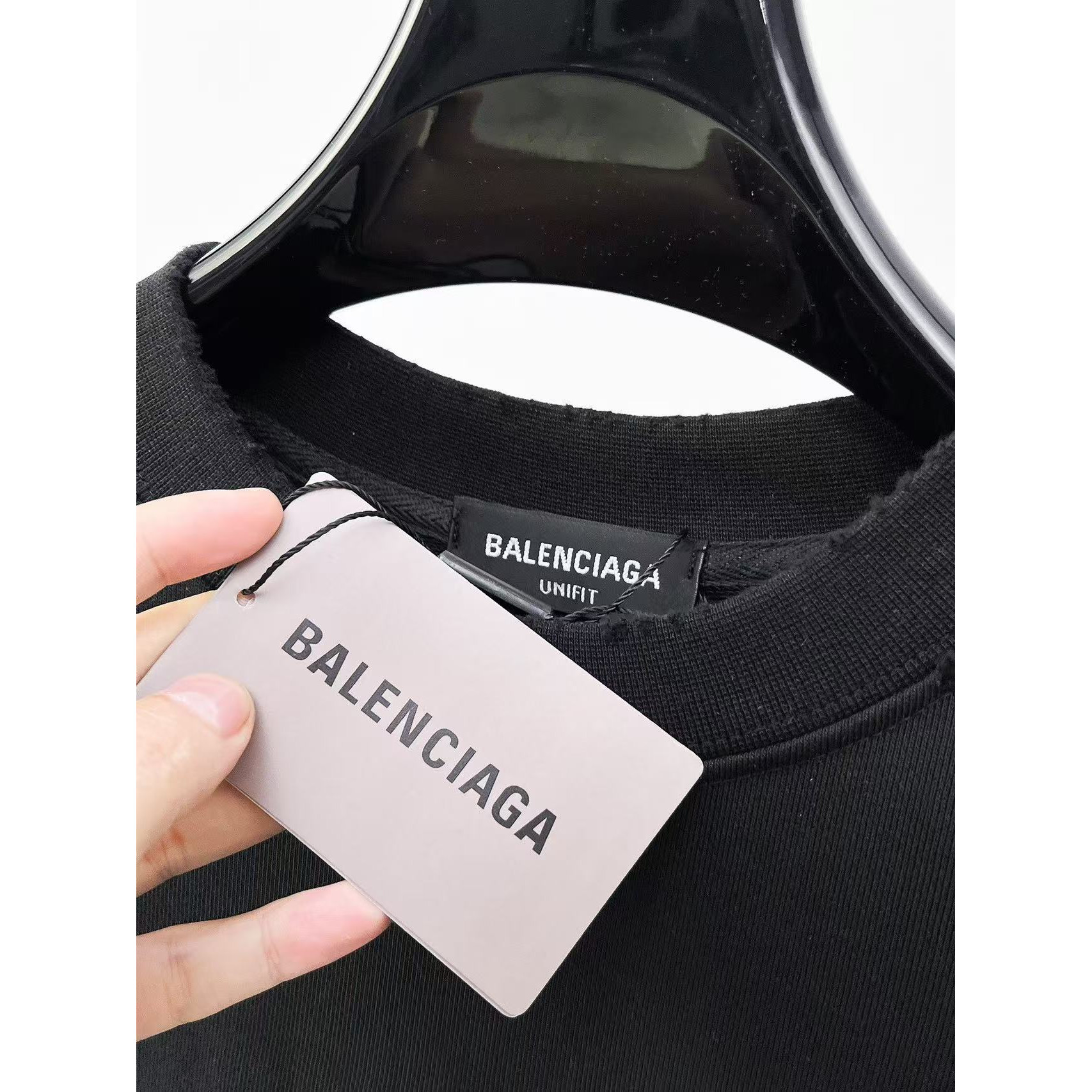 <p>Balenciaga 圓領長袖T恤(黑)</p>