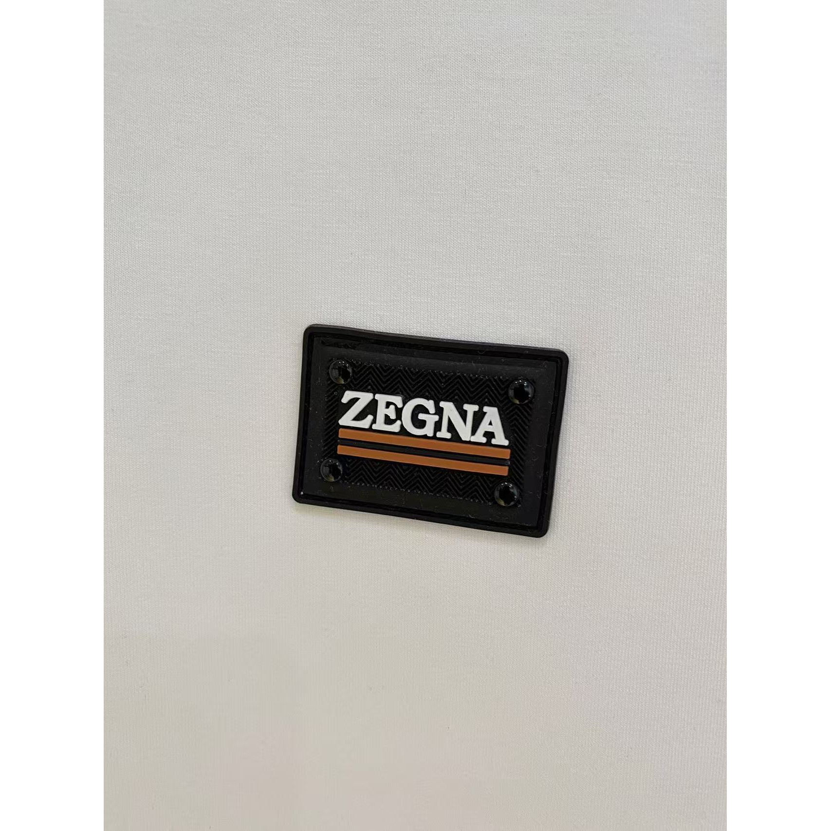 <p>Ermenegildo Zegna 太空棉卫衣(白)</p>