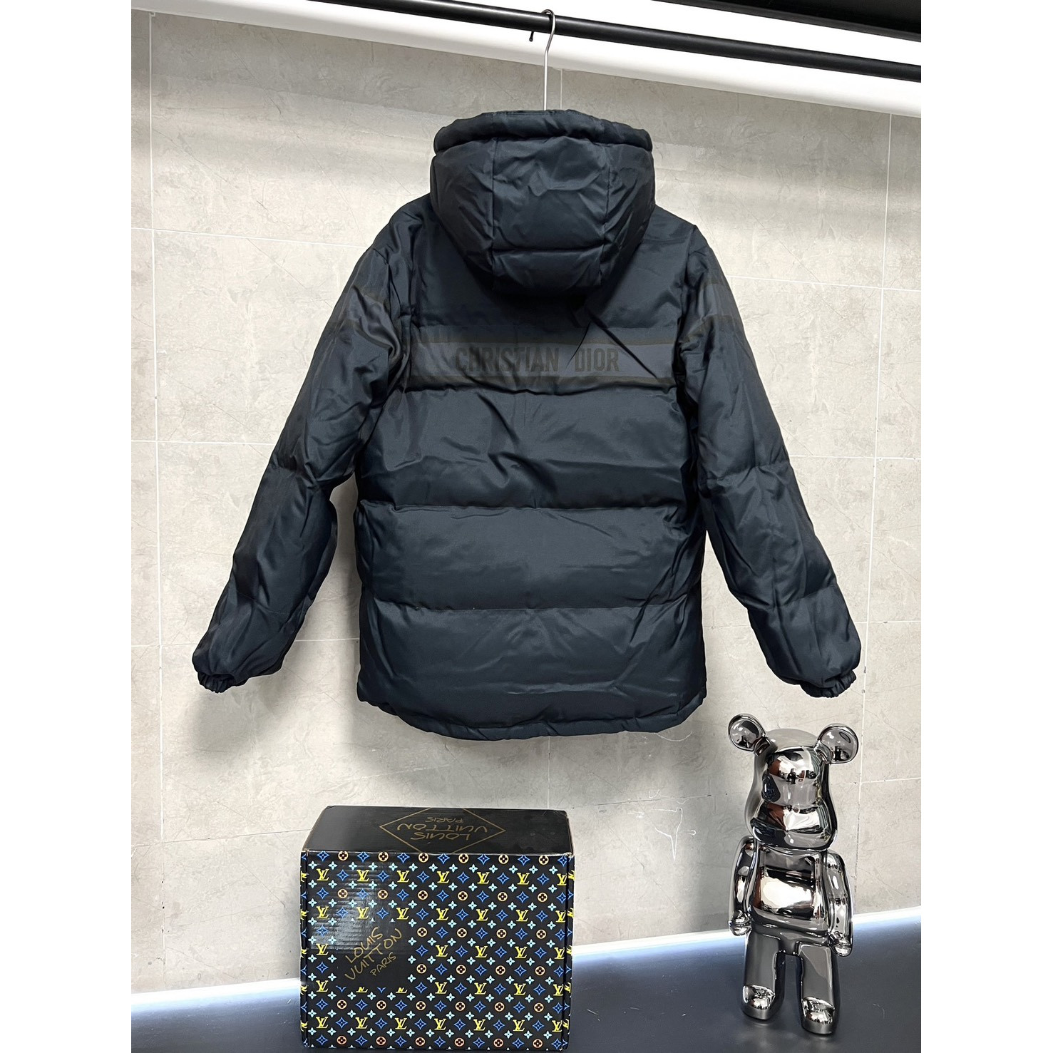 <p>Dior 双面穿羽绒棉服外套</p>
