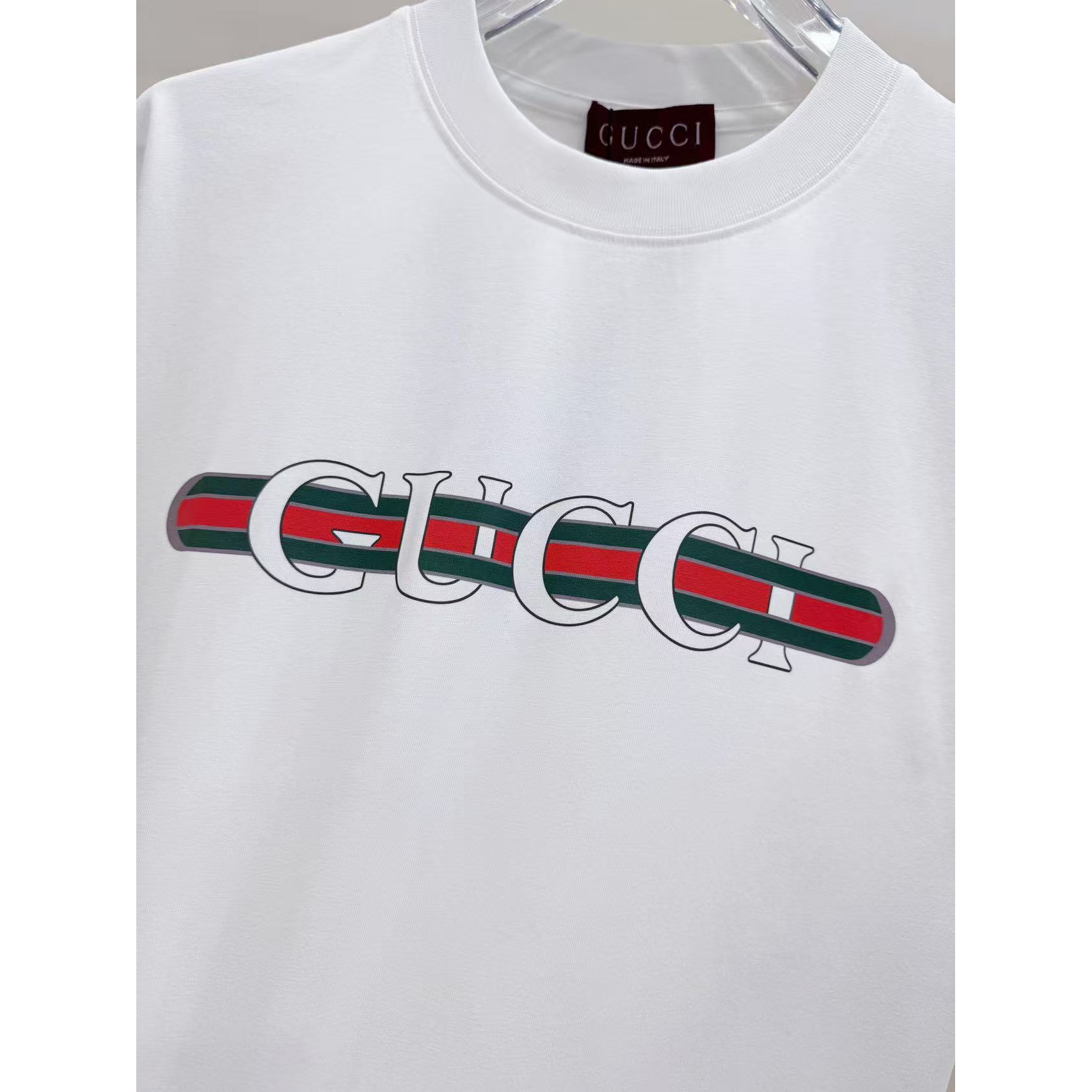 <p>&nbsp;GUCCI logo字母印花短袖T恤(白)&nbsp;</p>