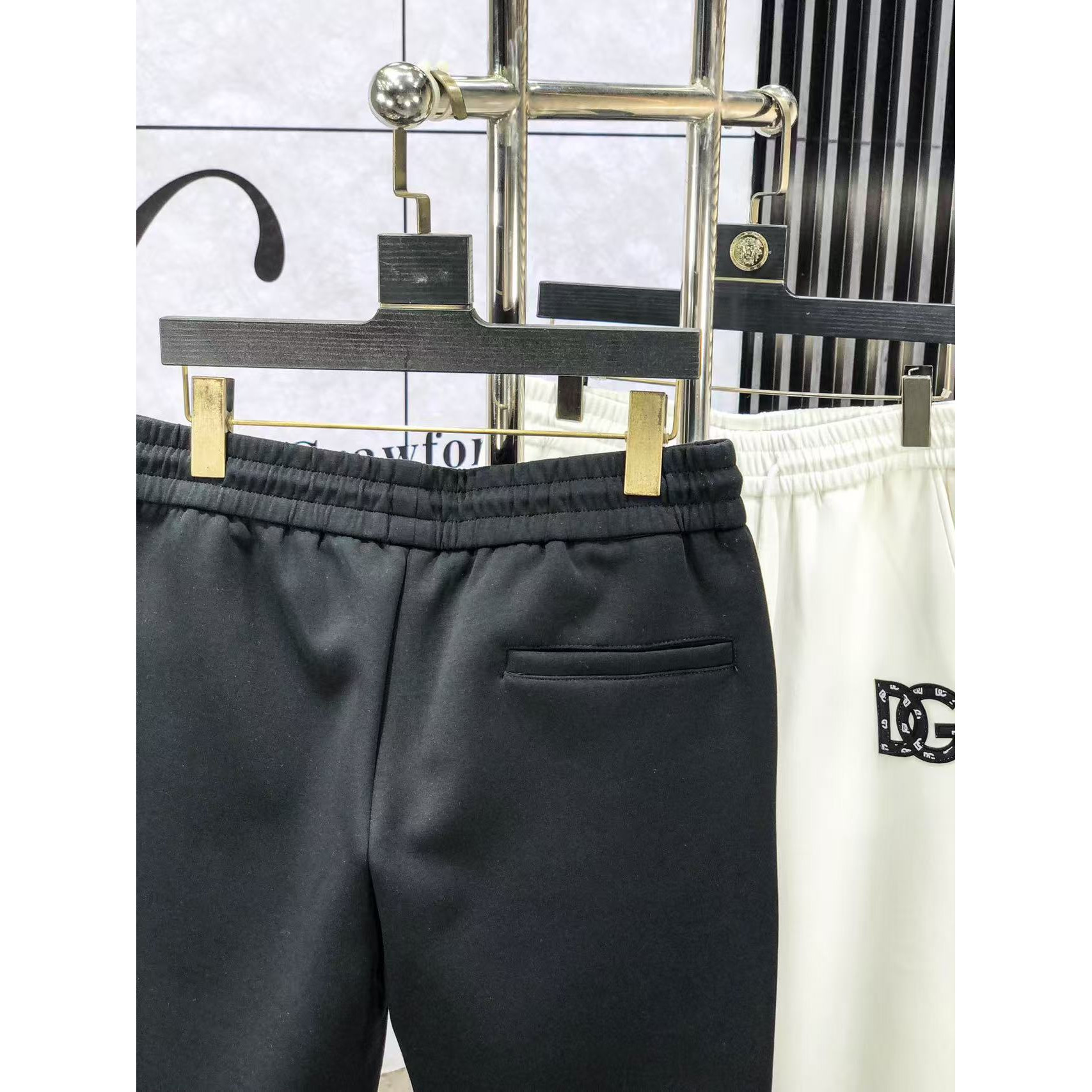 <p>D&amp;G 高品质时尚休闲裤(782969)</p>
