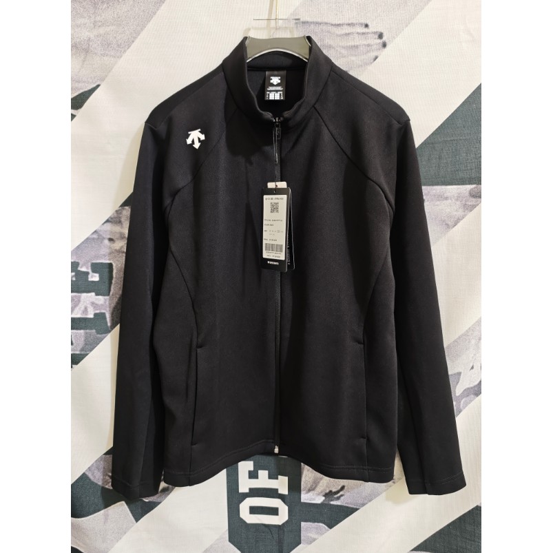 <p>DESCENTE 拉鍊外套(黑)</p>