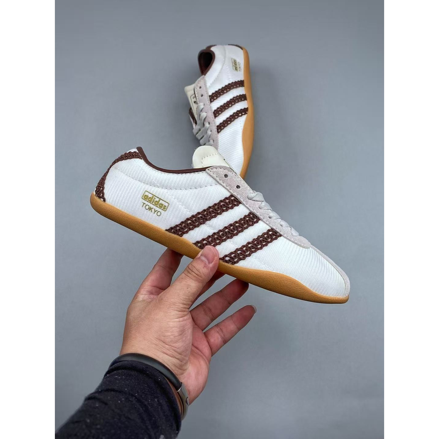 <p>Adidas Tokyo W&nbsp; 休闲运动鞋 &nbsp;</p>