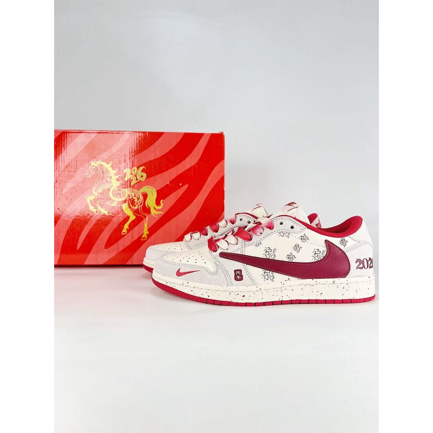 <p>Nike Air Jordan 1&nbsp;低帮复古文化板鞋(紅)</p>