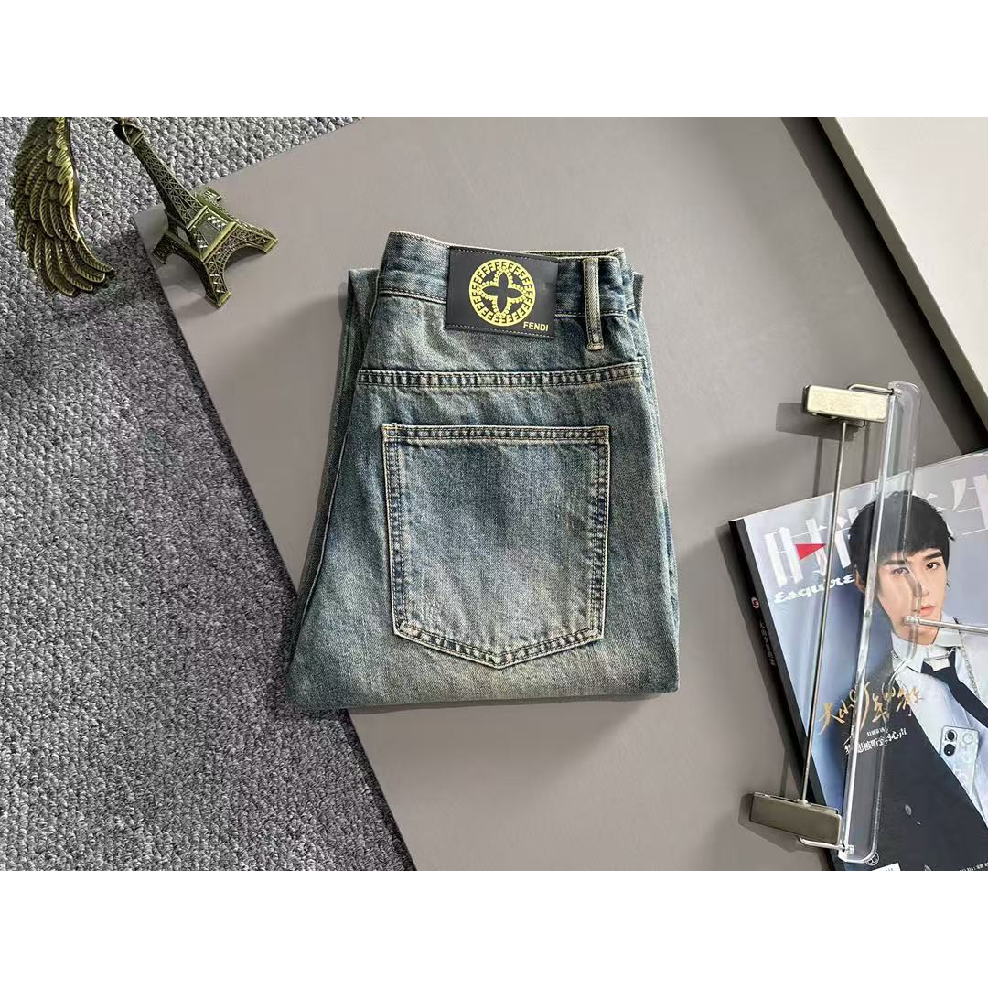 <p>FENDI 四季款经典牛仔裤直筒长裤(藍)</p>