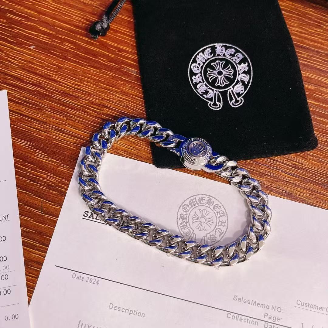 <p>CHROME HEARTS 手鍊</p>