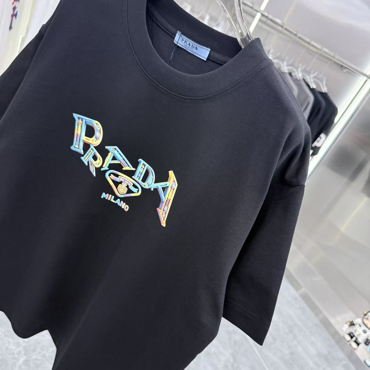 <p>Prada 圓領T恤</p>