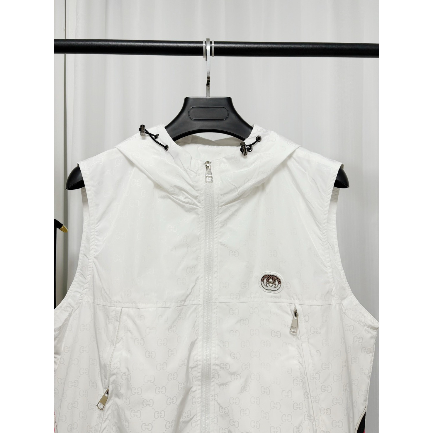 <p>Gucci 马甲连帽外套</p>