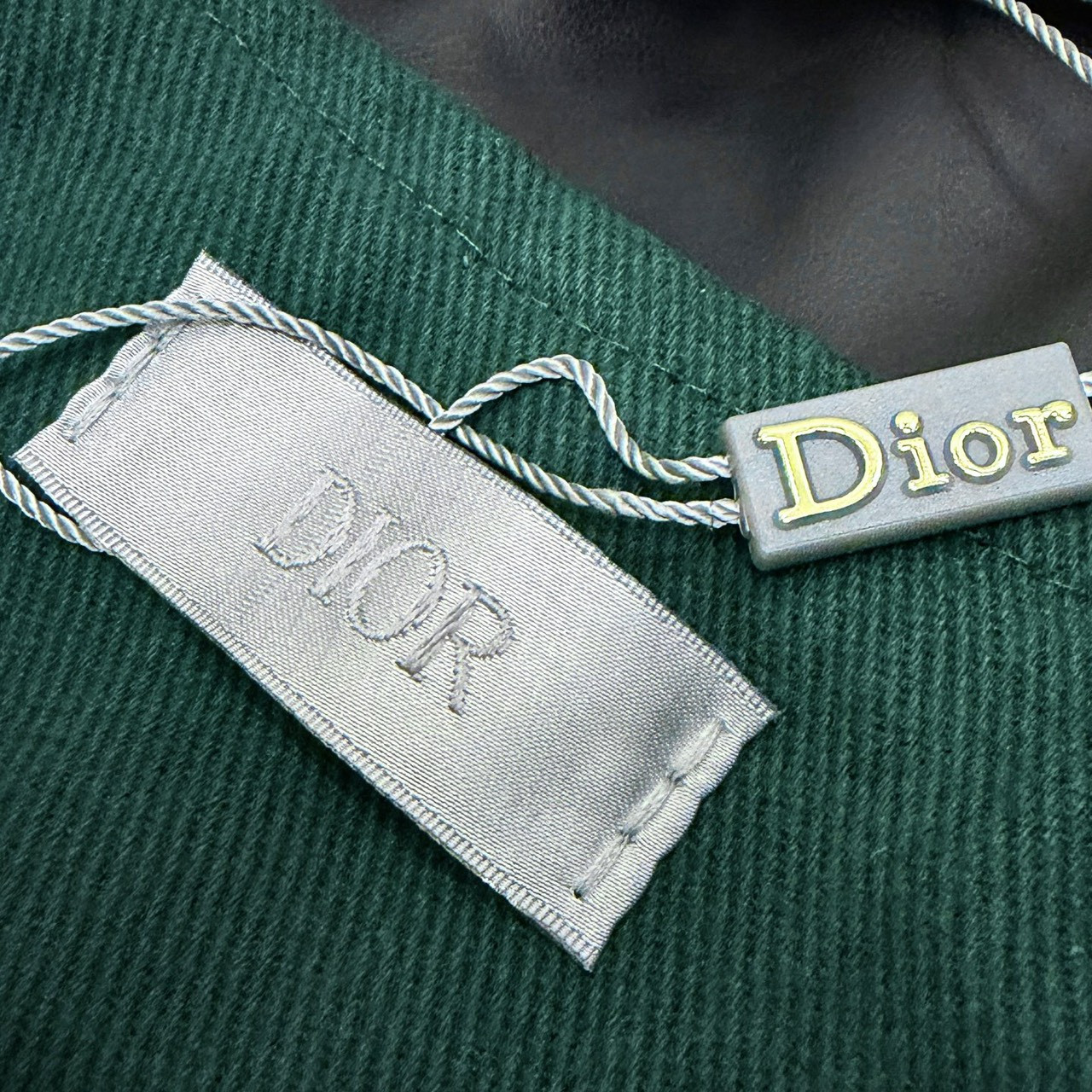 <p>DIOR 走秀款棒球外套(綠)</p>