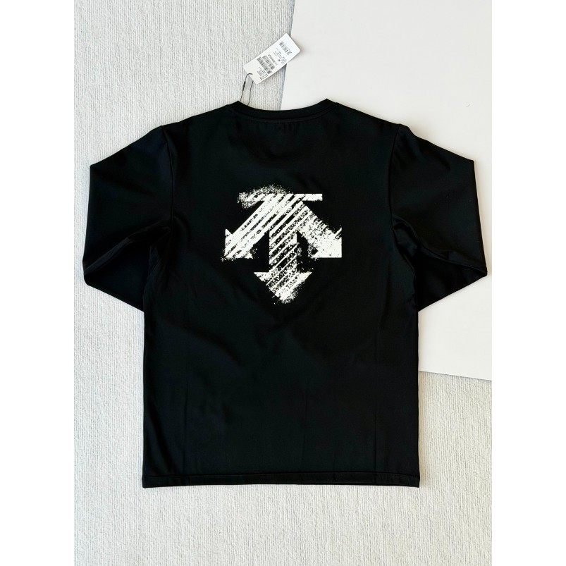 <p>DESCENTE ESSENTIAL系列 長袖T恤(黑)</p>