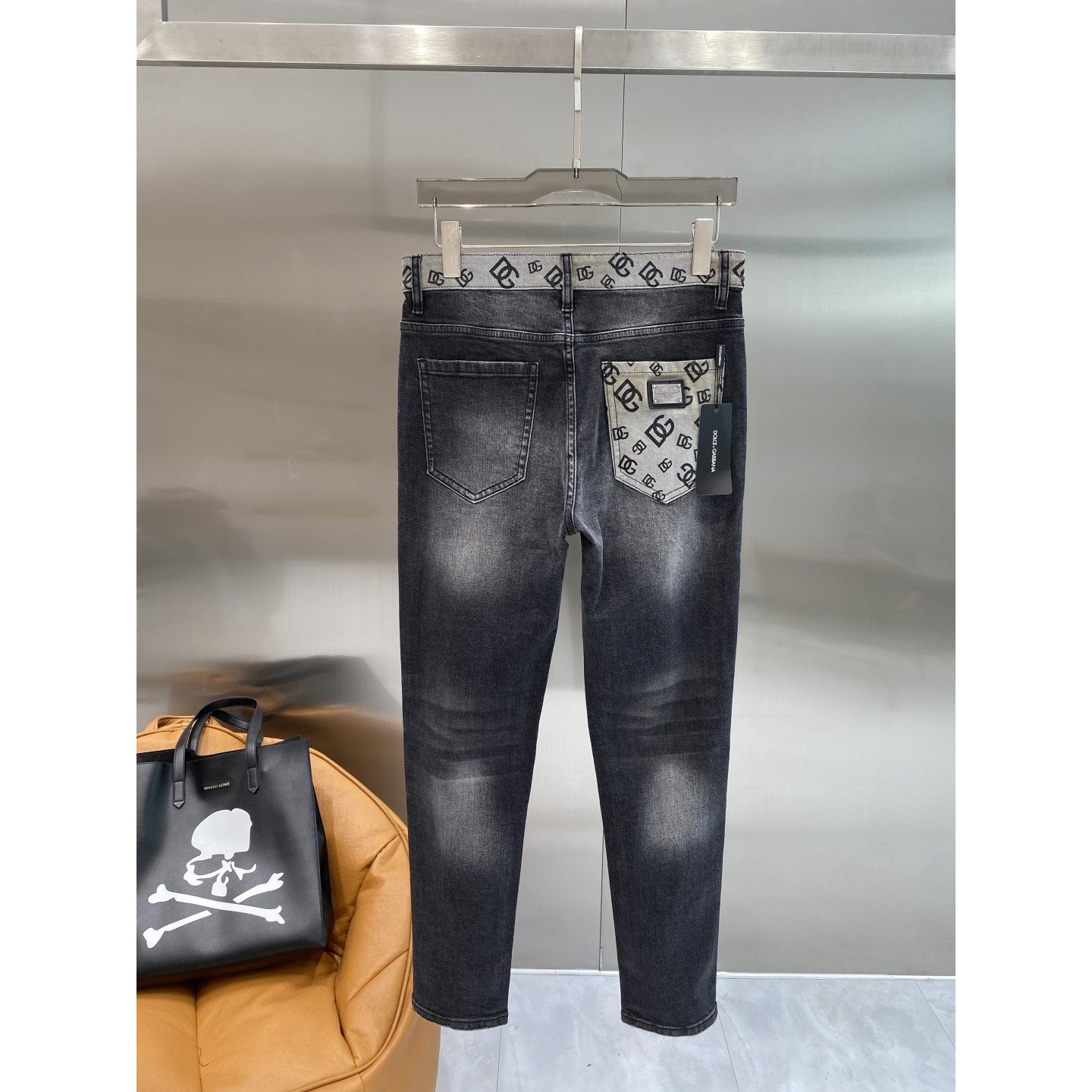 <p>DIOR 休闲牛仔裤</p>