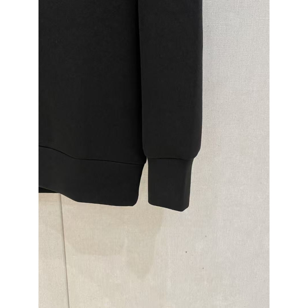 <p>Ermenegildo Zegna 太空棉卫衣(黑)</p>