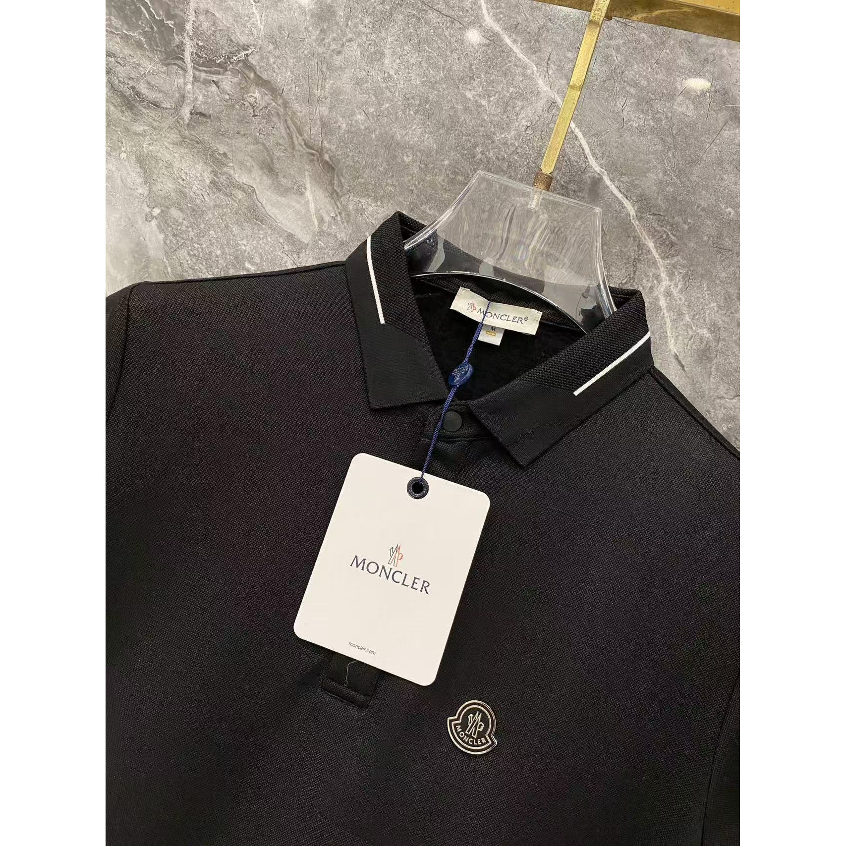 <p>MONCLER 秋冬长袖Polo(783014)</p>