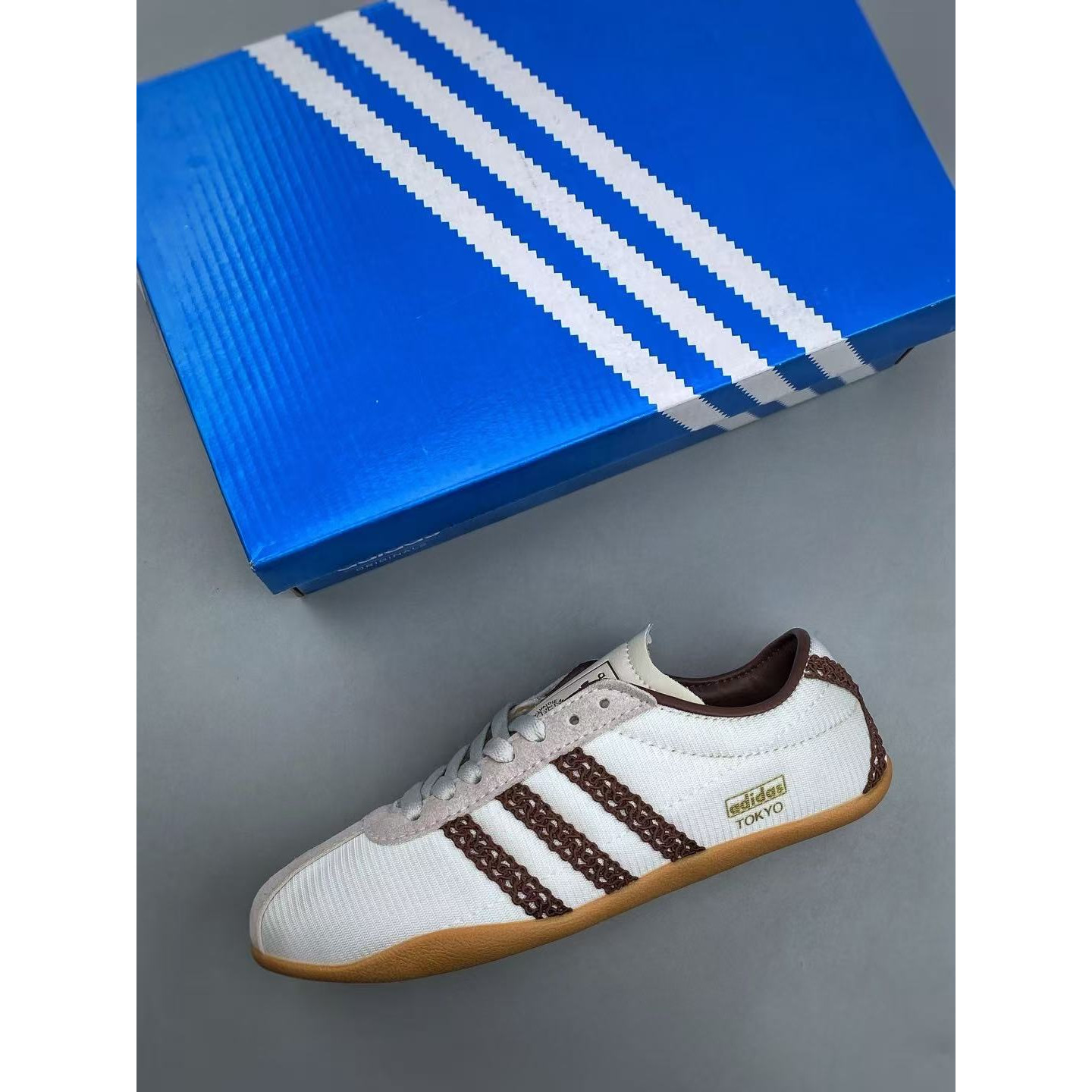 <p>Adidas Tokyo W&nbsp; 休闲运动鞋 &nbsp;</p>