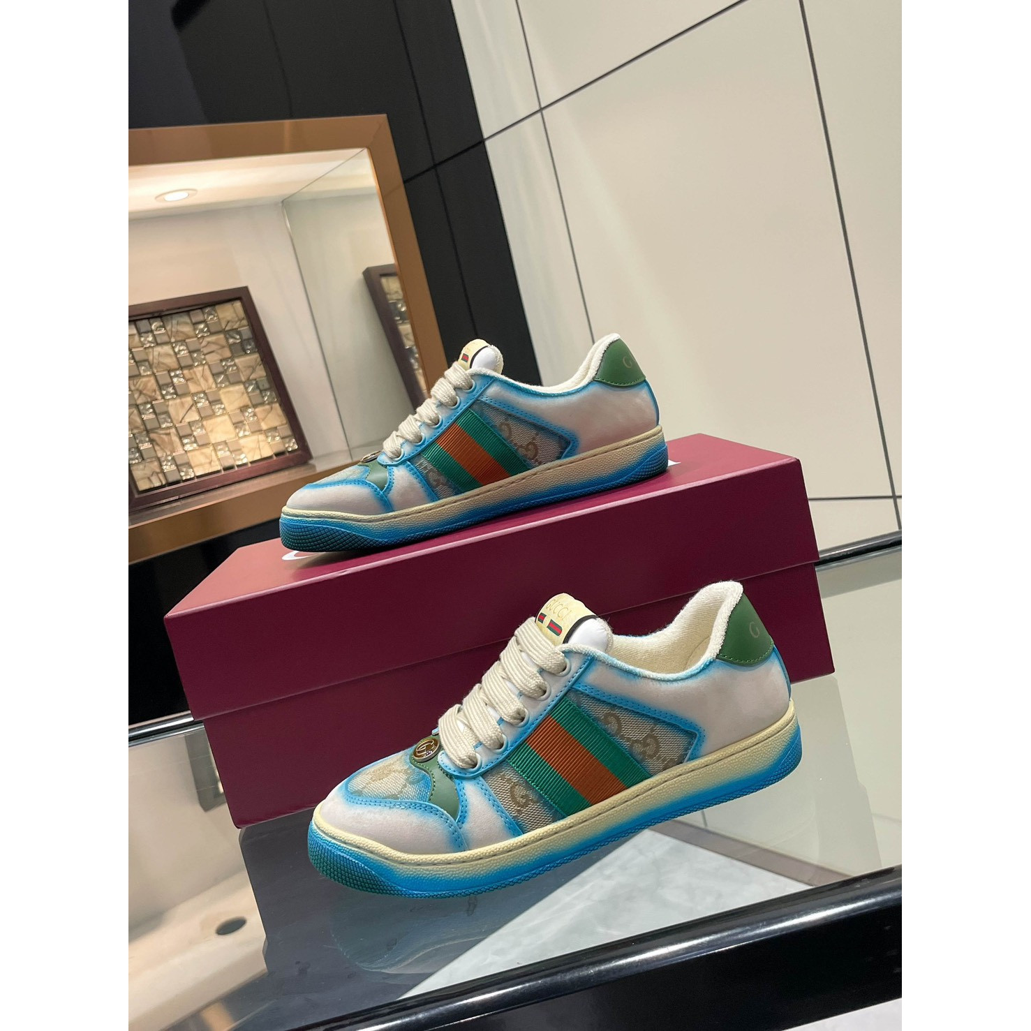 <p>GUCCI Screener系列运动鞋经典小脏鞋 (女款-藍)</p>