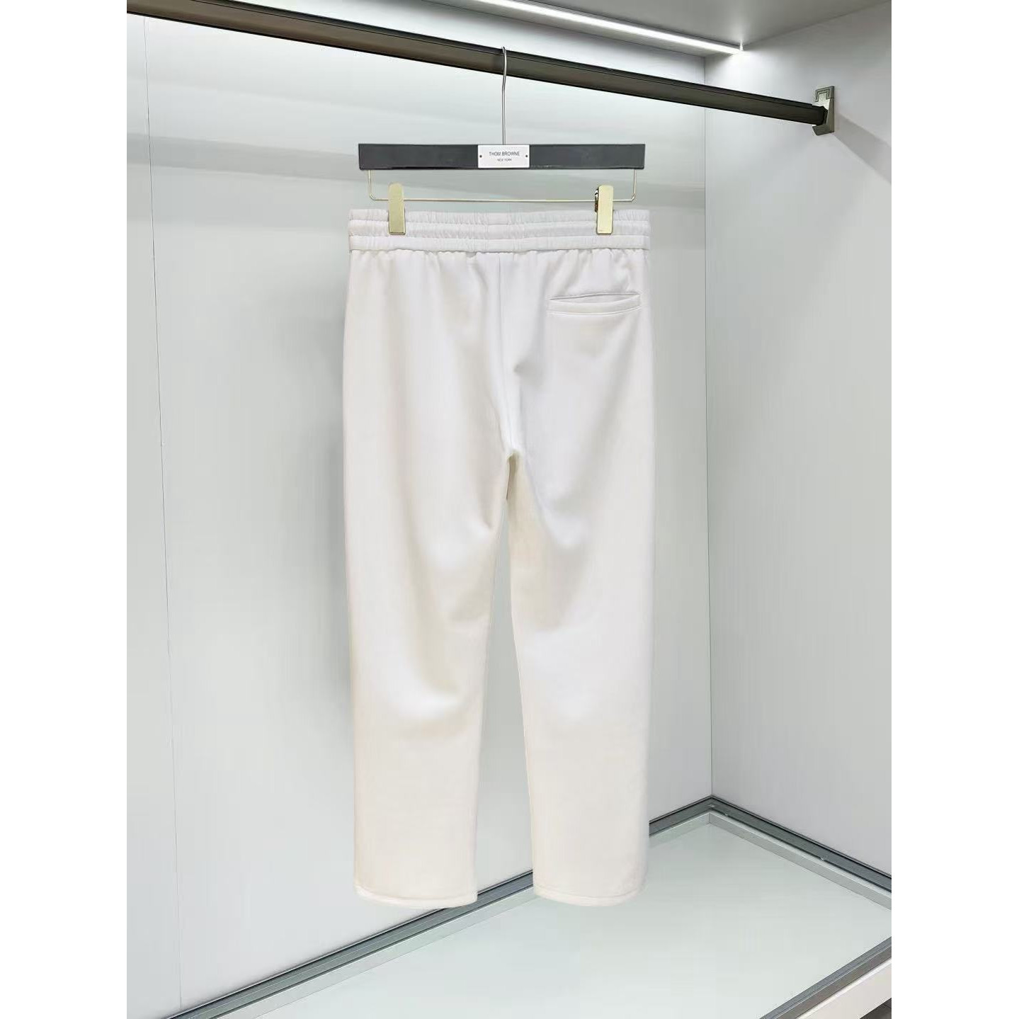 <p>Ermenegildo Zegna 男士长裤(782457)</p>