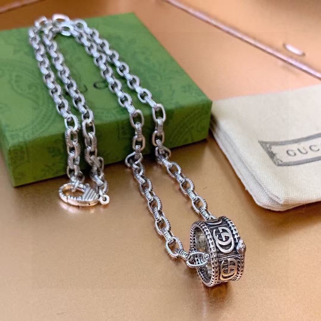 <p>GUCCI&nbsp;项链</p>