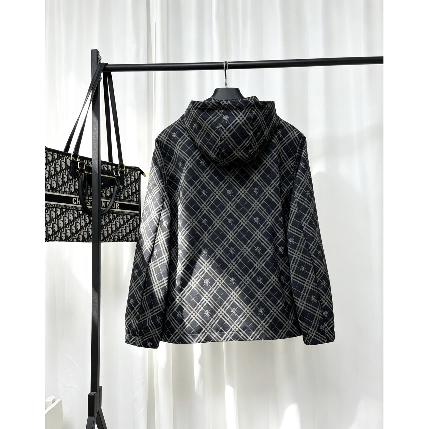 <p>Burberry 夹克外套</p>