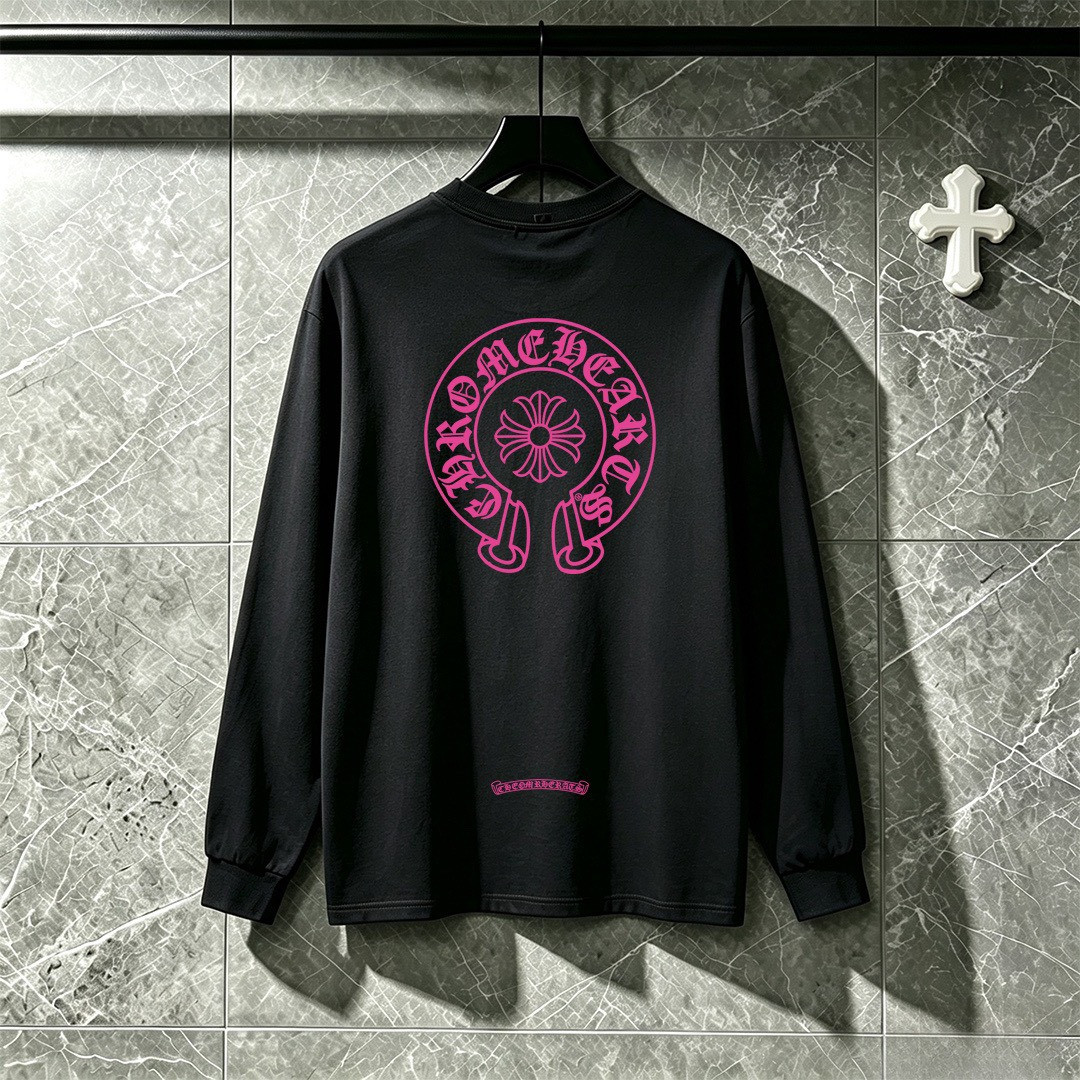 <p>CHROME HEARTS 长袖T恤(黑)</p>

<p>&nbsp;</p>