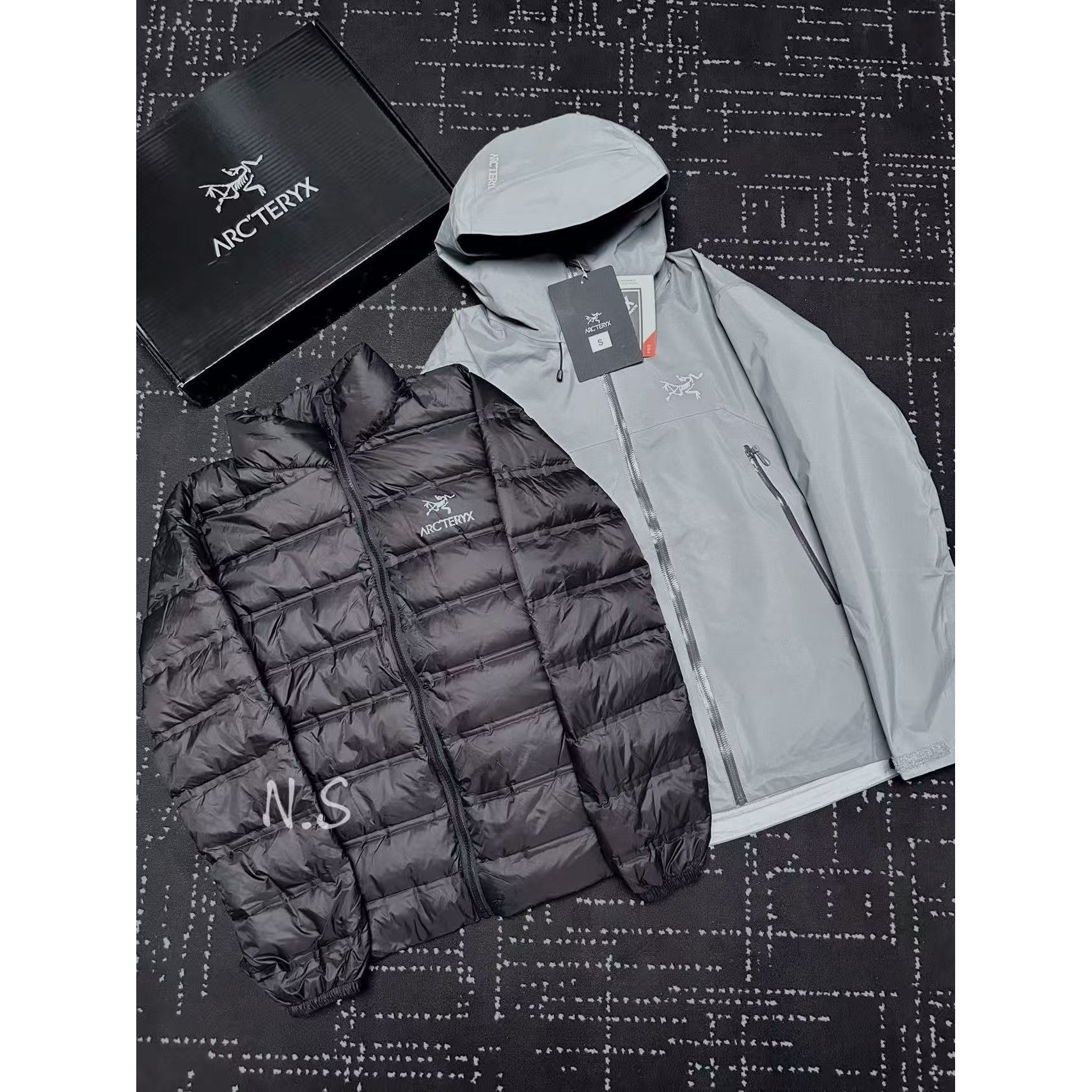 <p>Arc'teryx SL硬壳冲锋衣(空間灰)</p>