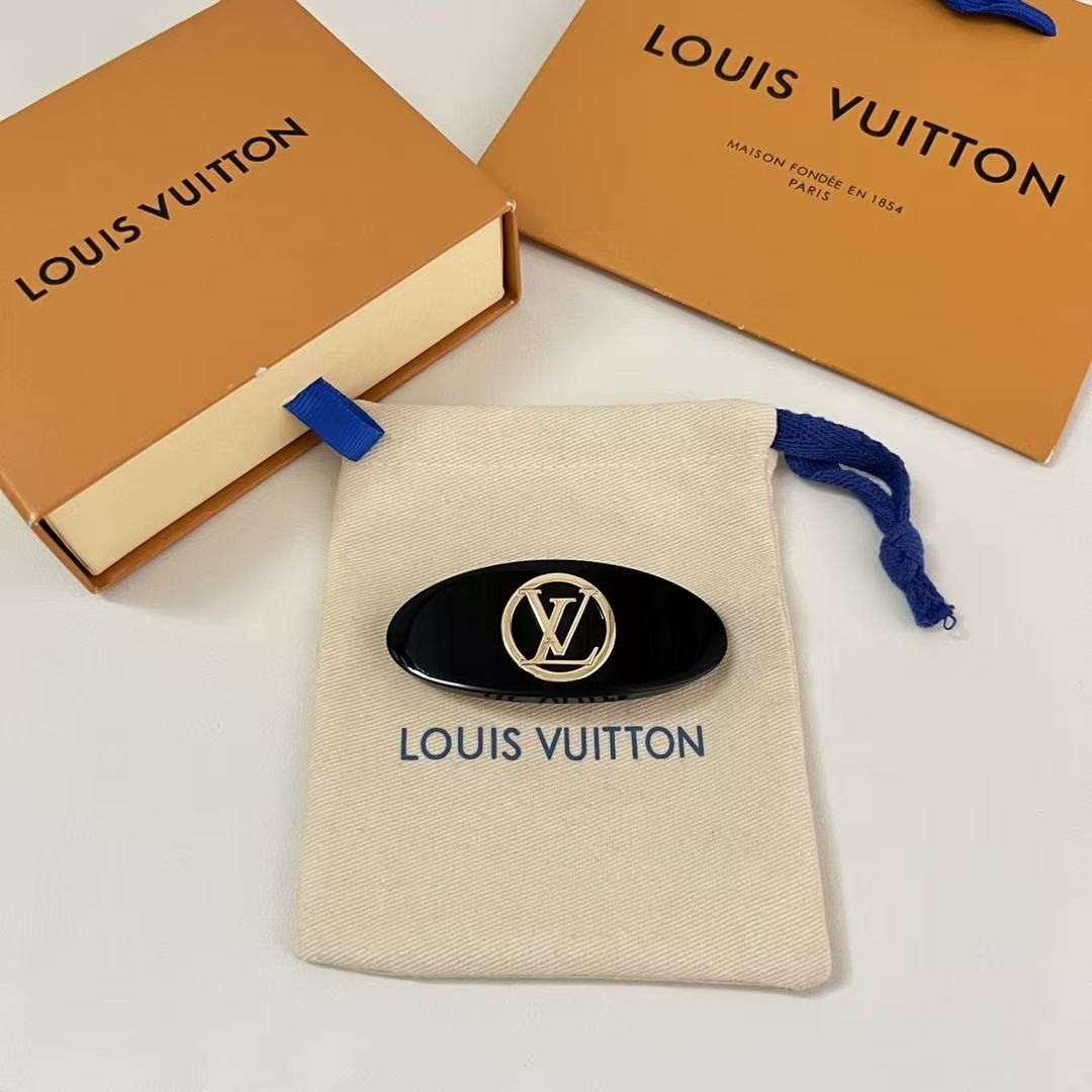 <p>LV 发夹</p>