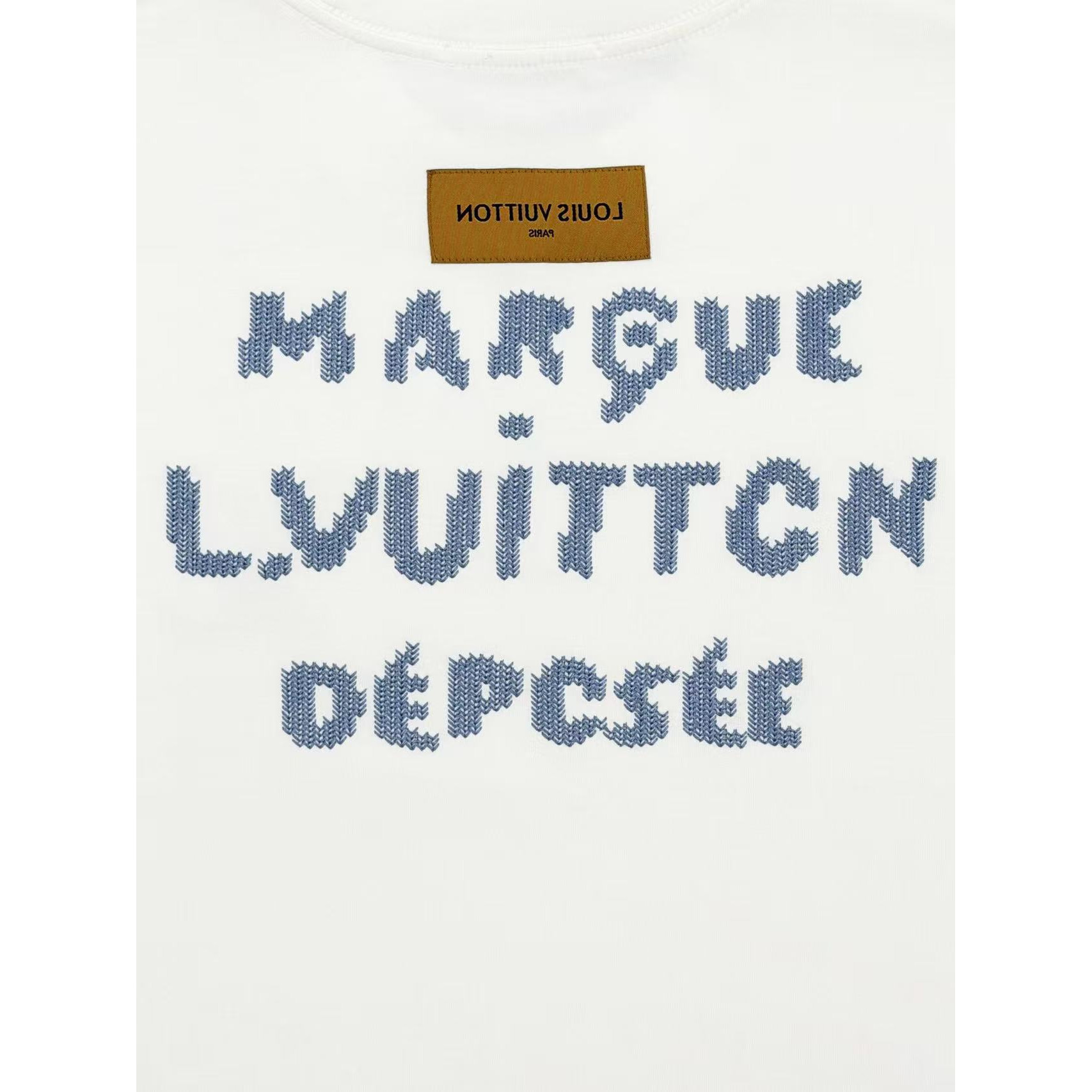 <p>LV&nbsp;刺绣短袖T恤(白)</p>