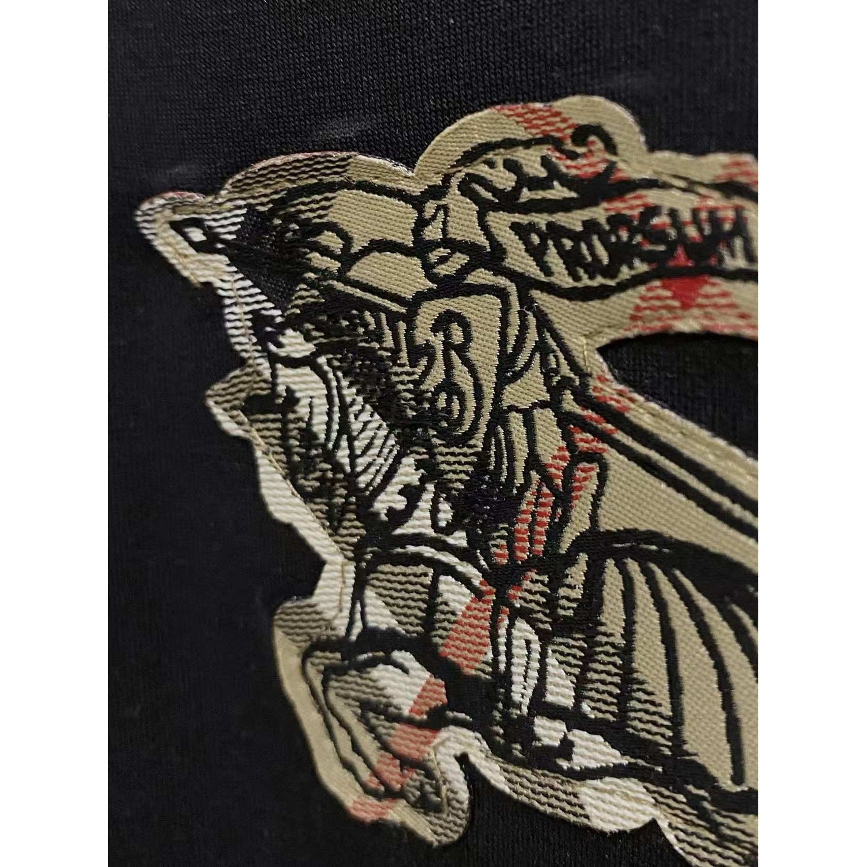 <p>BURBERRY 太空棉卫衣(黑)</p>