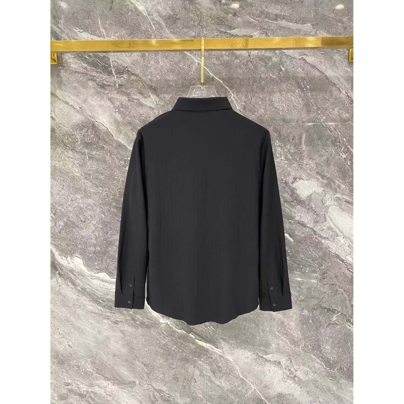 <p>Prada 秋冬长袖Polo(783003)</p>