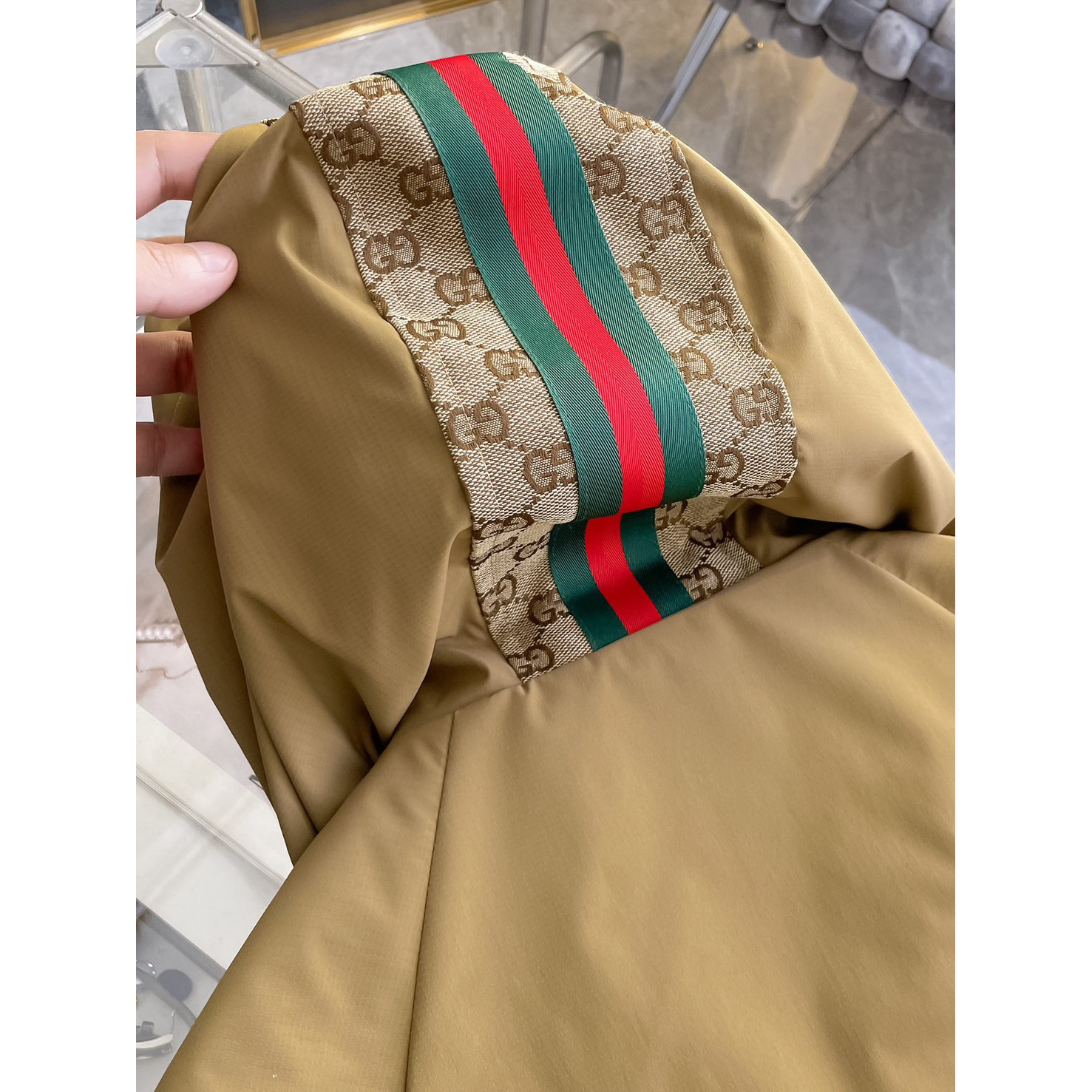 <p>GUCCI&nbsp;男士夹克外套(卡其)</p>