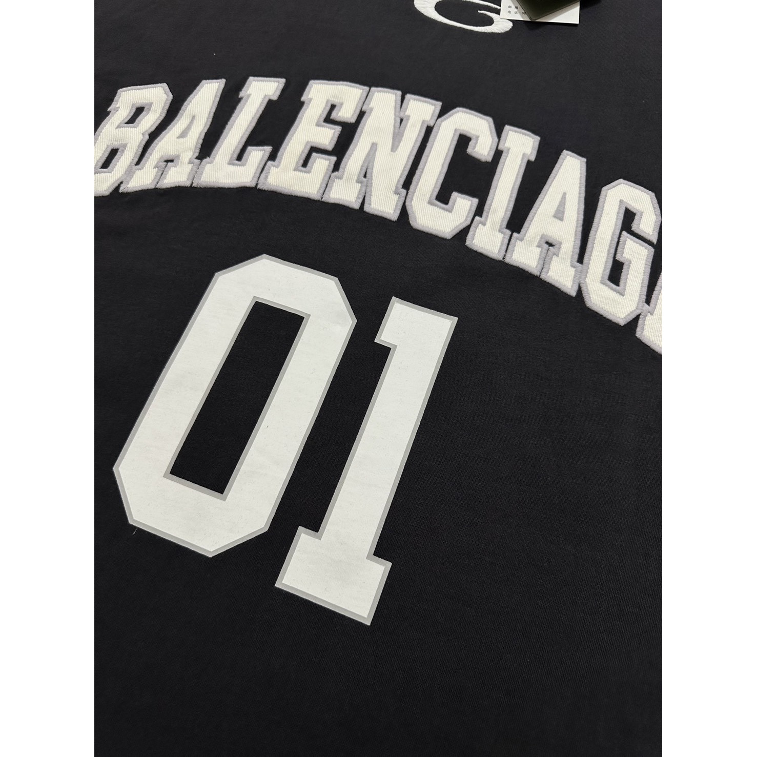 <p>Balenciaga 01号短袖球衣(黑)</p>
