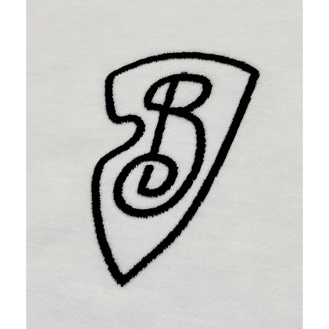 <p>Burberry 长袖卫衣T恤(白)</p>
