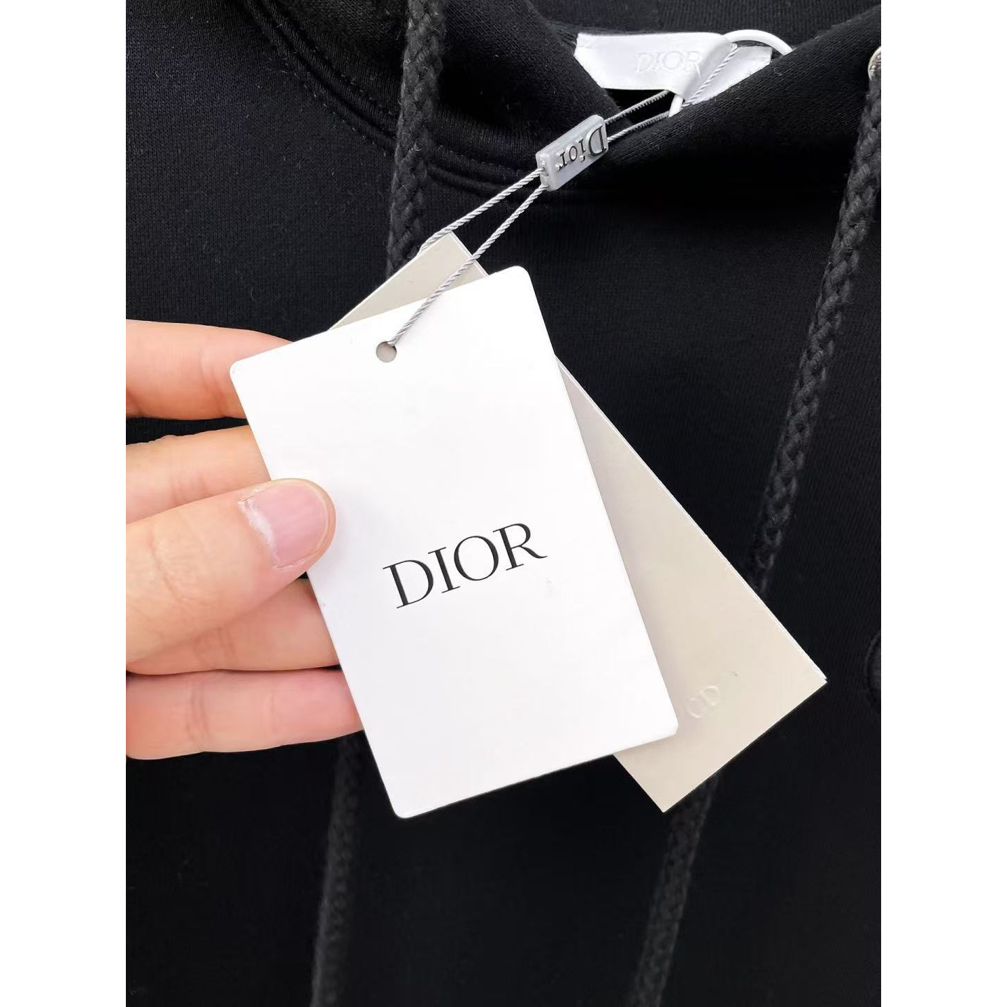 <p>DIOR 连帽卫衣(黑)</p>