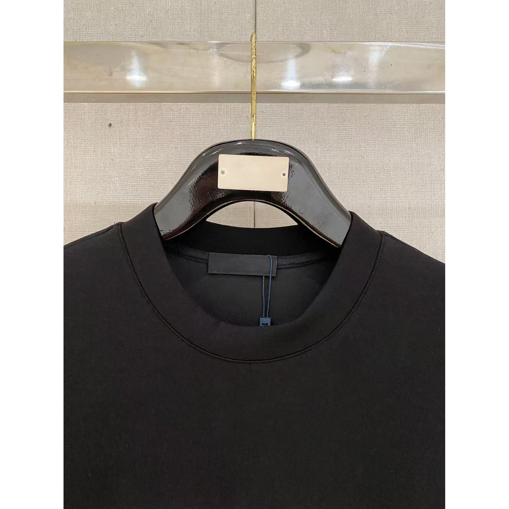 <p>PRADA 太空棉卫衣(782482)</p>