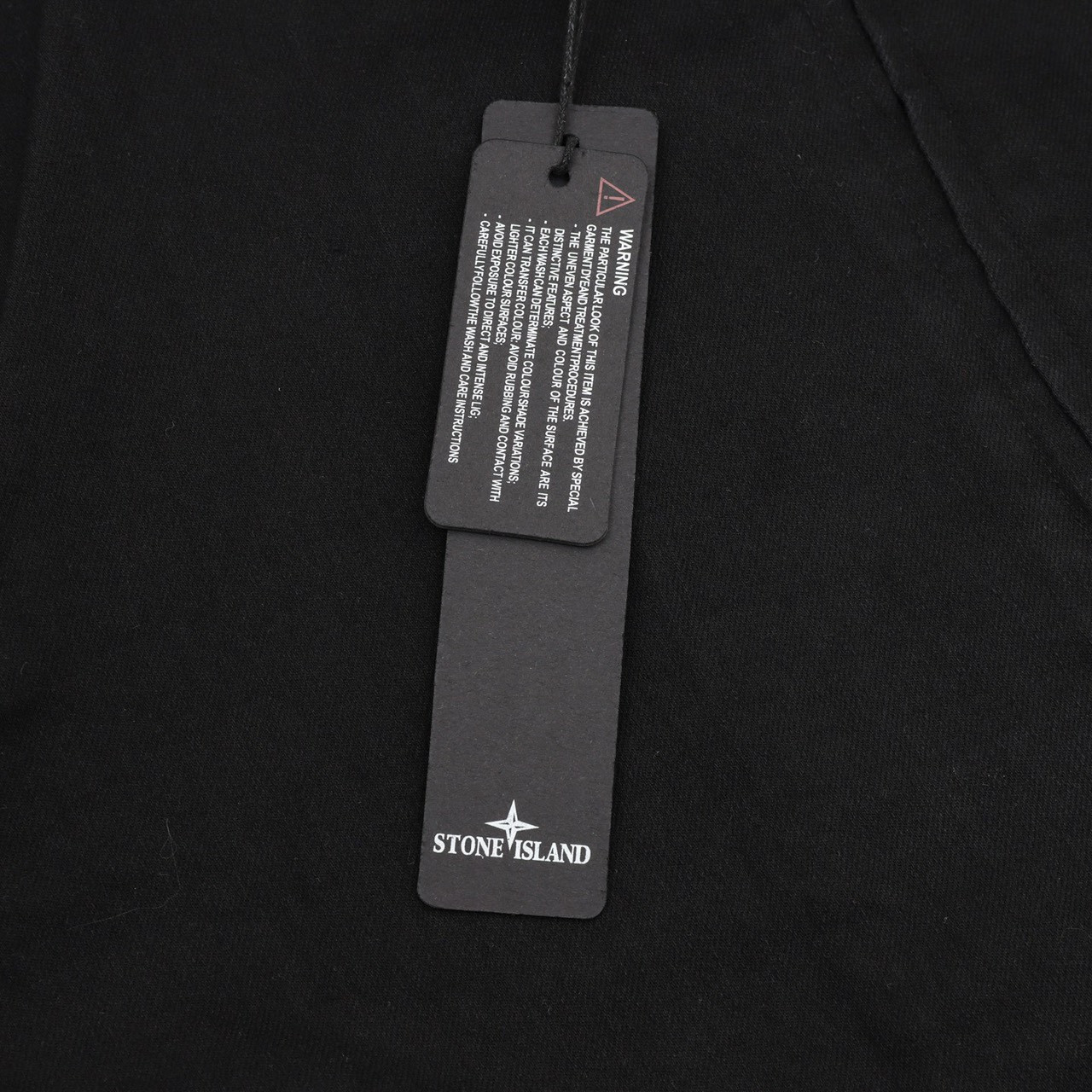 <p>Stone Island/石头岛 水洗重工工装外套(黑)</p>