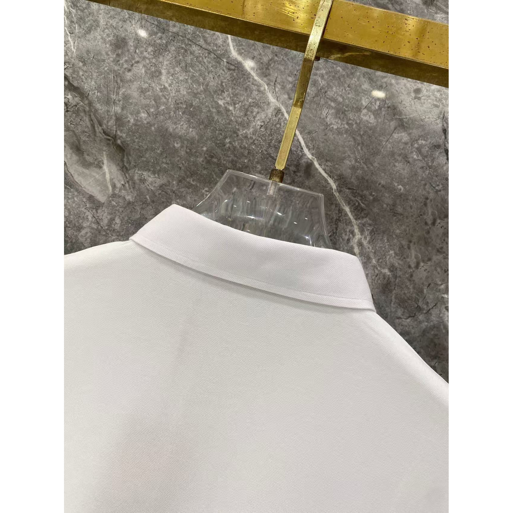 <p>Burberry 秋冬长袖Polo(782983)</p>