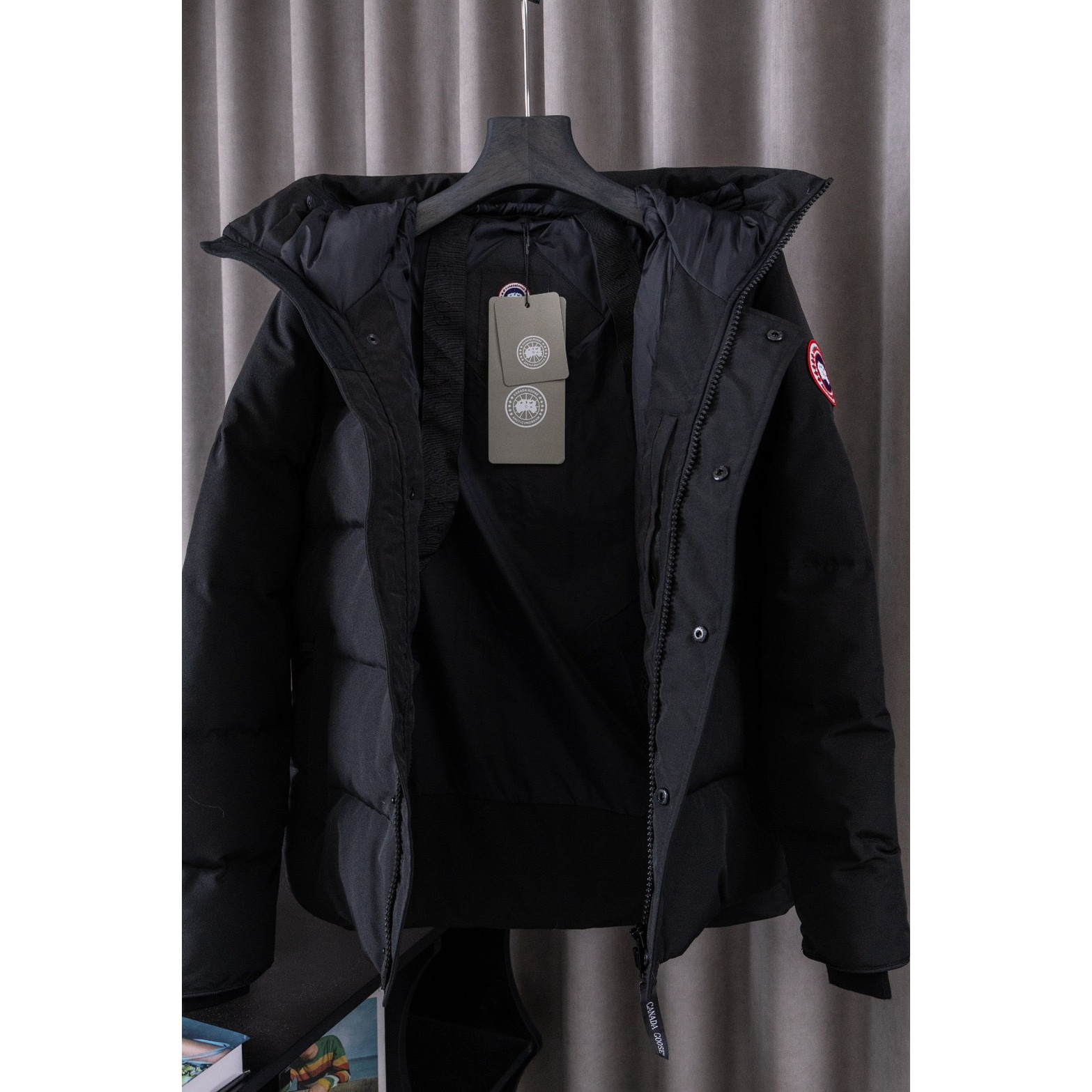 <p>Canada Goose 17款 Macmillan Parka 麦克米伦 系列男士派克羽绒服(黑色)</p>