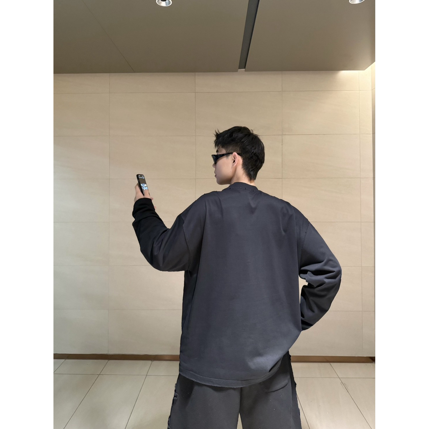 <p>CHROME HEARTS 长袖T恤(黑B23)</p>