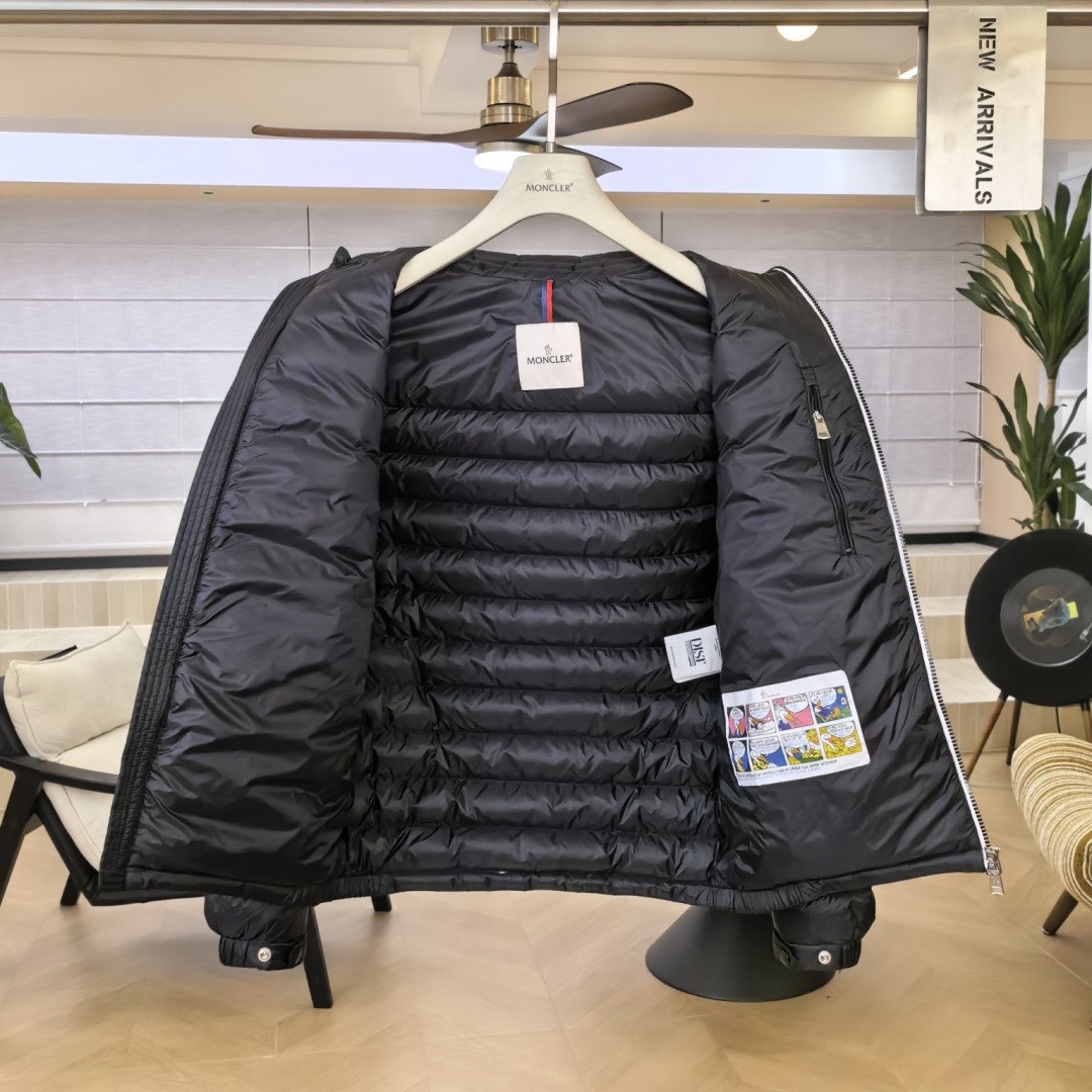 <p>Moncler 原单鹅绒羽絨服(黑)</p>