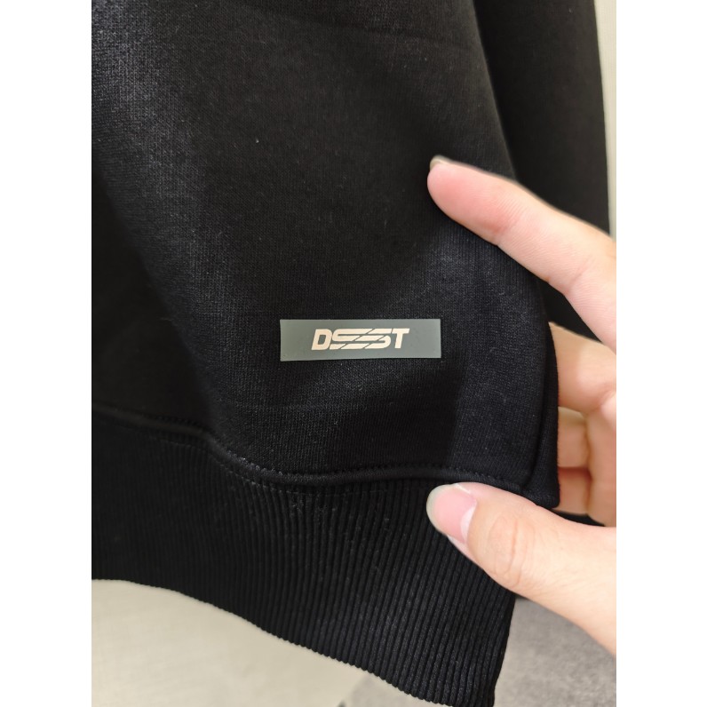 <p>DESCENTE 經典款棉T(多色)</p>