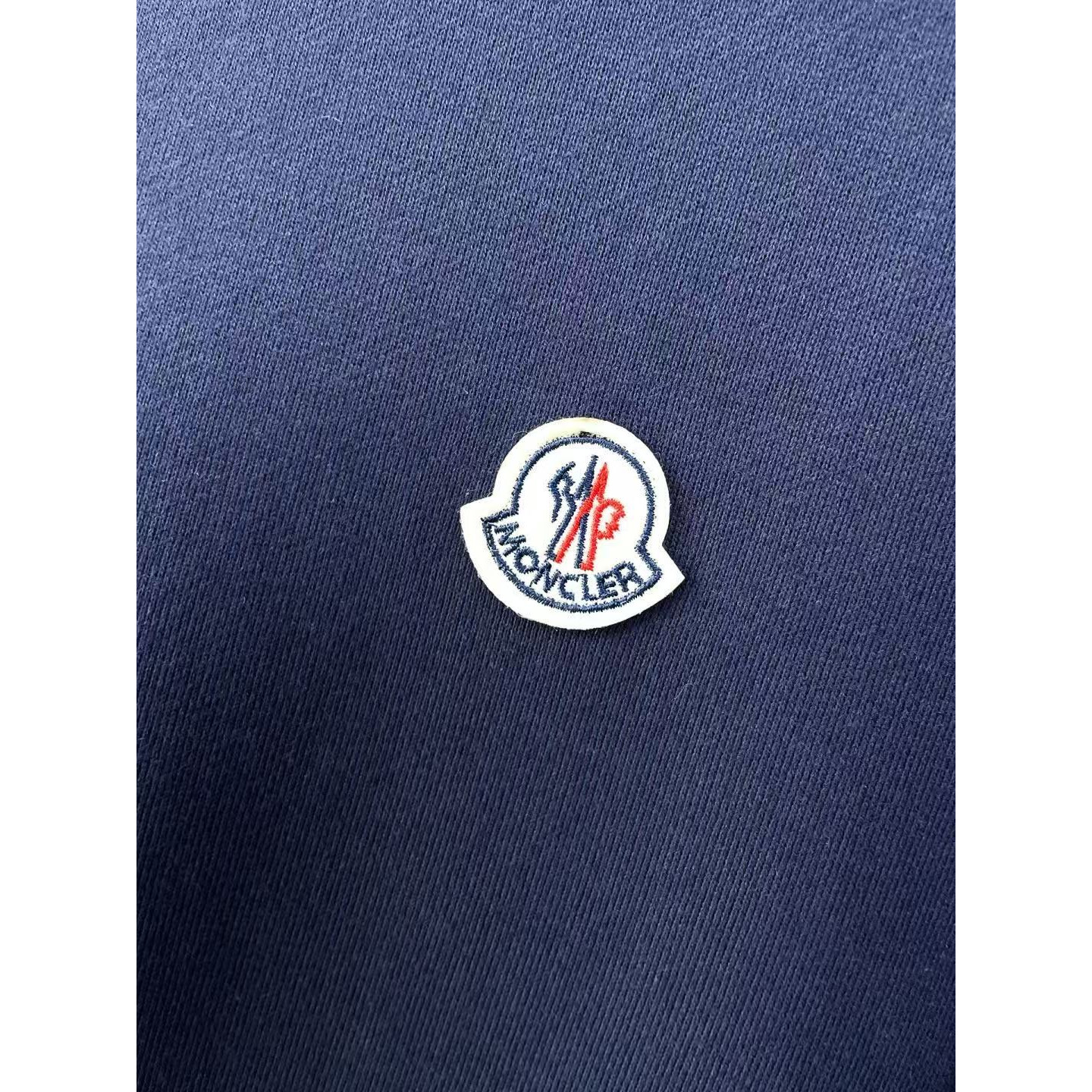 <p>MONCLER 圆领卫衣(藍)</p>