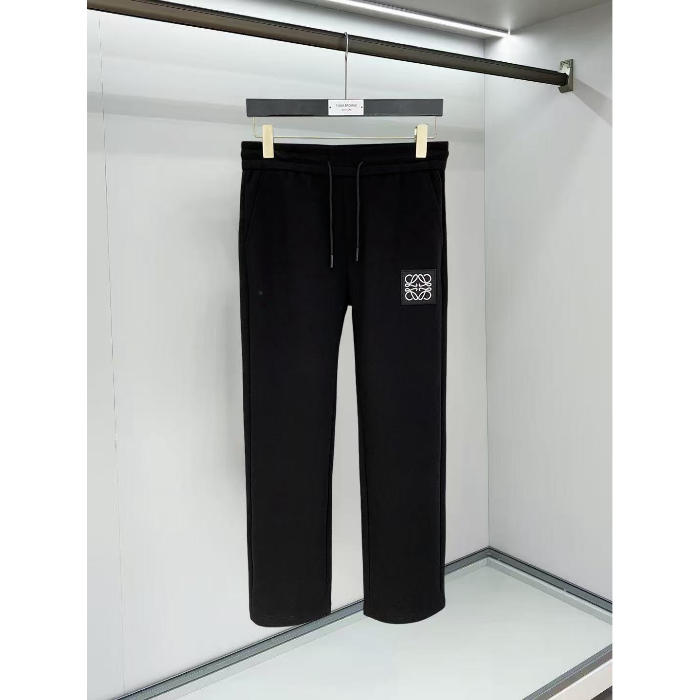 <p>LOEWE 男士长裤(782461)</p>