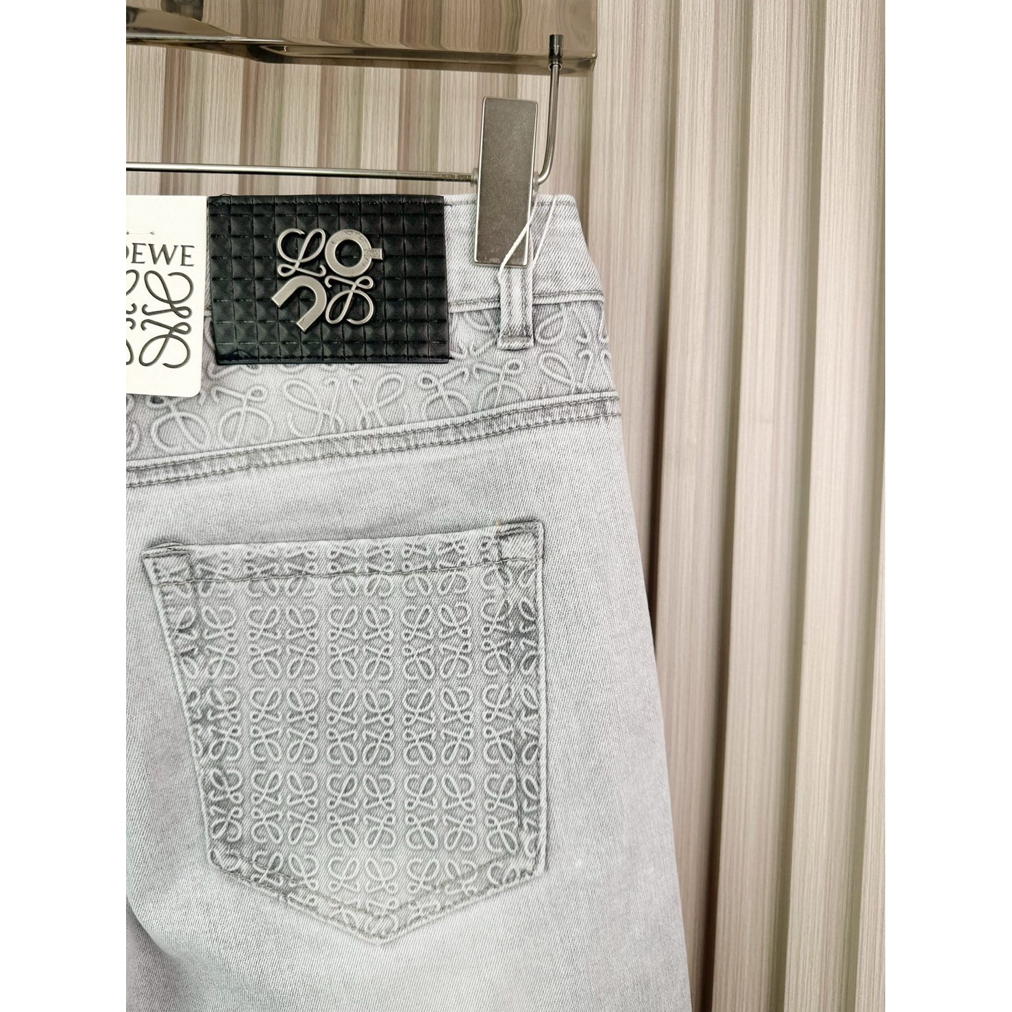 <p>LOEWE 牛仔褲</p>
