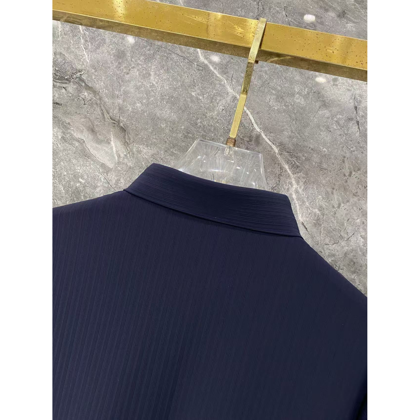 <p>Prada 秋冬长袖Polo(783002)</p>