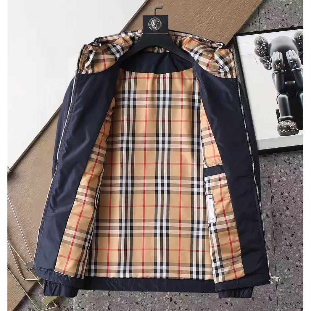<p>BURBERRY 男士夹克外套(深藍)</p>