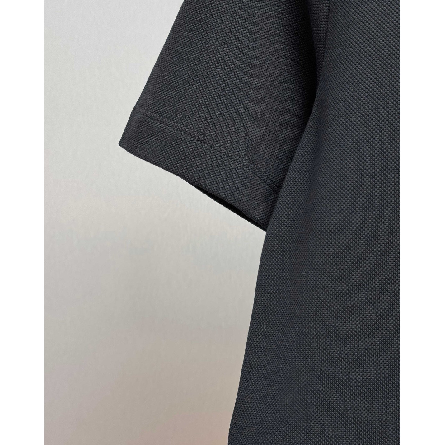 <p>BURBERRY 短袖翻领polo衫(黑)</p>