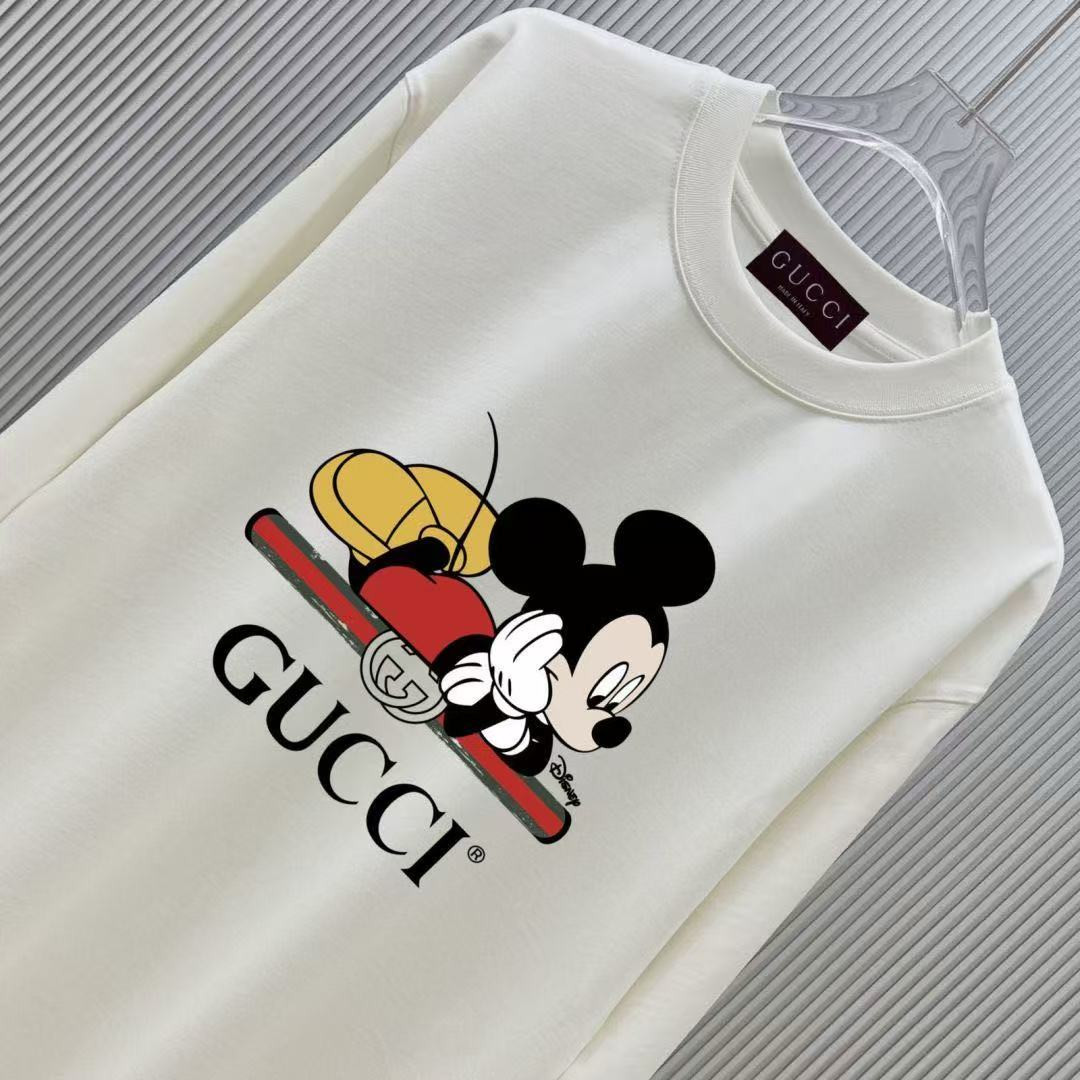 <p>GUCCI 长袖卫衣T恤(白)</p>